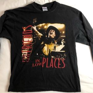 Vintage 90s Garth Brooks “Friends in Low Places” T